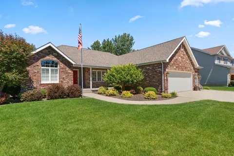 12616 Marsh Landing Pkwy, Cedar Lake, IN 46303