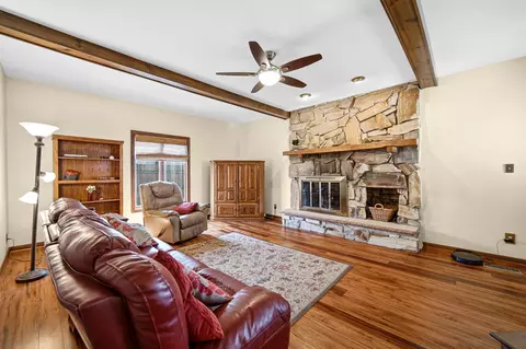 9456 Walnut Dr, Munster, IN 46321 photo 11