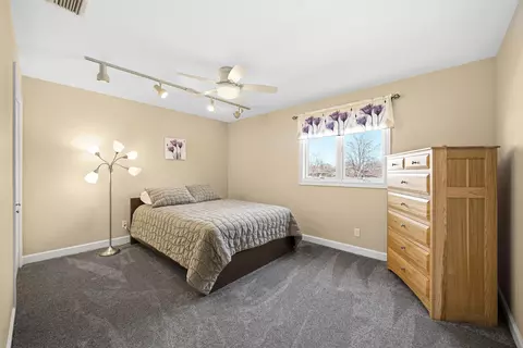 9456 Walnut Dr, Munster, IN 46321 photo 19
