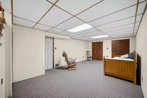 9456 Walnut Dr, Munster, IN 46321 photo 24