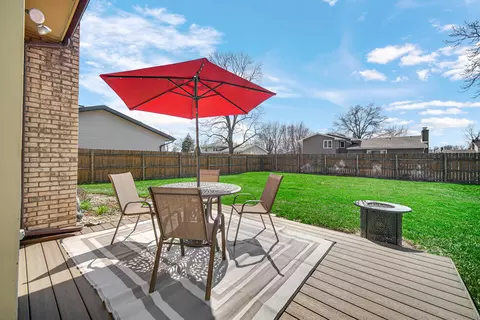9456 Walnut Dr, Munster, IN 46321 photo 28