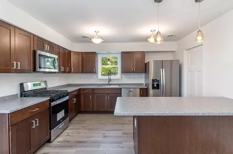 Kitchen - 44 Vick Tree Ln, Hebron, IN 46341 photo 1 of 2