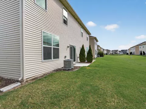 Exterior - 1785 E 110th Pl, Crown Point, IN 46307 photo 4 of 4