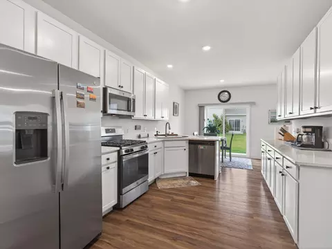 Kitchen - 1785 E 110th Pl, Crown Point, IN 46307 photo 1 of 3