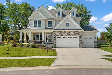 2017 Wildwood Ct, Chesterton, IN 46304