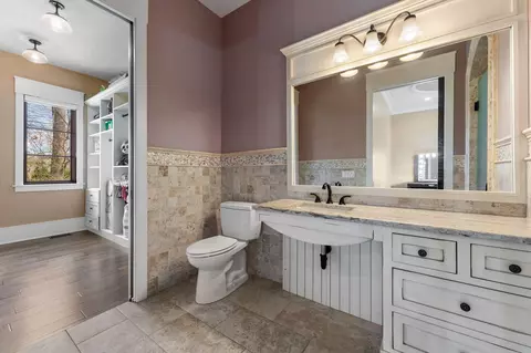 Bath - 1021 Foy Ct, Crown Point, IN 46307 photo 8 of 17