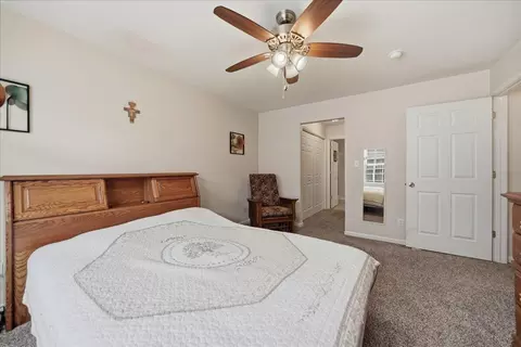 Bedroom - 352 W 43rd Ct, Griffith, IN 46319 photo 2 of 3