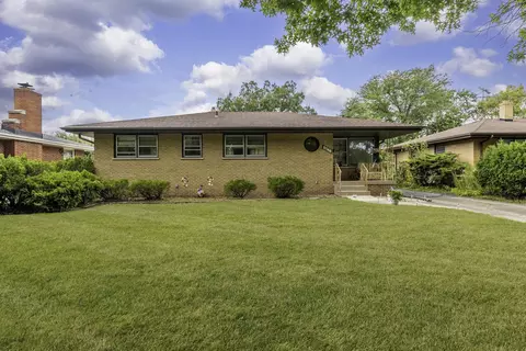 8546 Hohman Ave, Munster, IN 46321