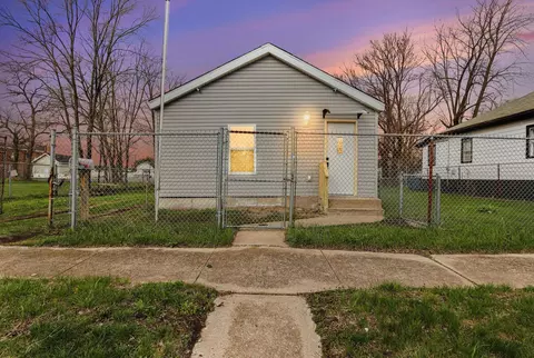 2420 Connecticut St, Gary, IN 46407