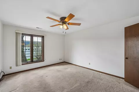 Bedroom - 1710 Camellia Dr #D1, Munster, IN 46321 photo 2 of 3