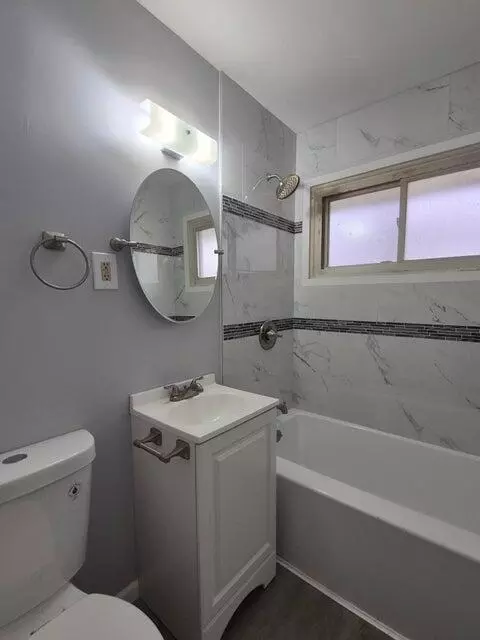 Bath - 3326 Delaware St, Gary, IN 46409 photo 1 of 1