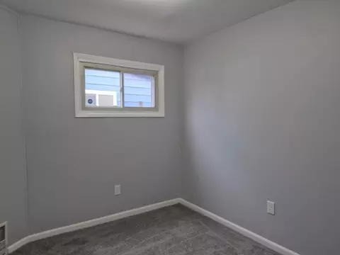 Bedroom - 3326 Delaware St, Gary, IN 46409 photo 3 of 4