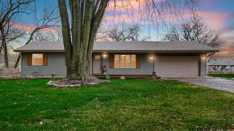 10353 N 493, De Motte, IN 46310