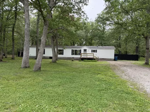 15016 Heritage Dr, Wheatfield, IN 46392
