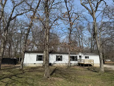 15016 Heritage Dr, Wheatfield, IN 46392