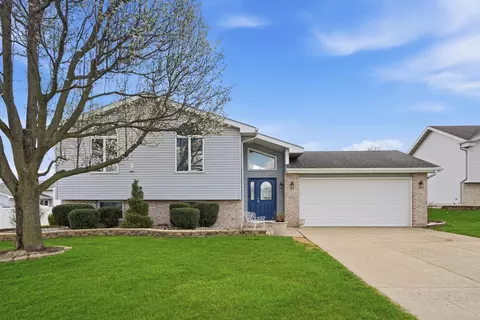 6325 W 89th Ave, Crown Point, IN 46307