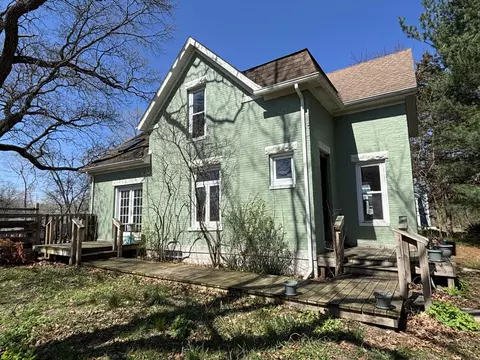 606 Keller Ave, North Judson, IN 46366