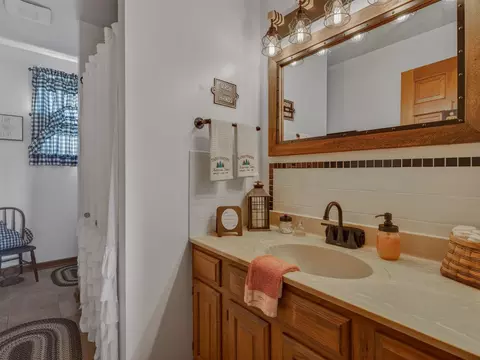 Bath - 11911 N State Road 55, Thayer, IN 46381 photo 1 of 2