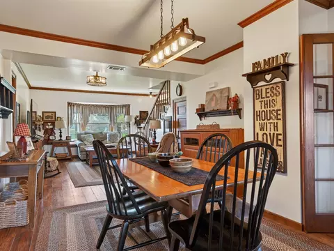 Dining - 11911 N State Road 55, Thayer, IN 46381 photo 1 of 3
