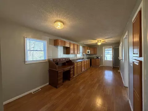 Entry Way - 5706 W 43rd Ave, Gary, IN 46408 photo 2 of 2