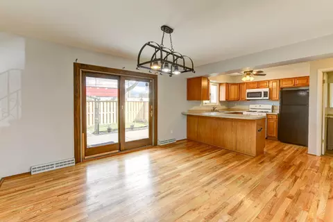 8029 Jefferson Ave, Munster, IN 46321 photo 5