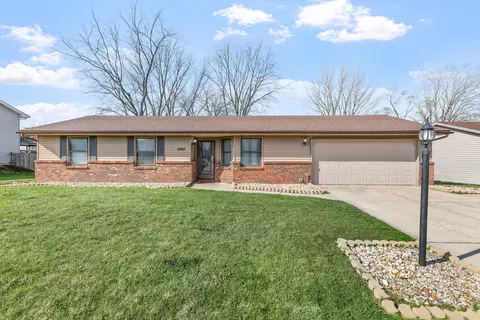 4140 W 73rd Pl, Merrillville, IN 46410