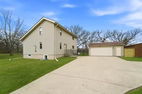 8540 Christopher Dr, Saint John, IN 46373 photo 2