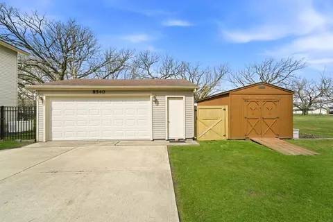 8540 Christopher Dr, Saint John, IN 46373 photo 7