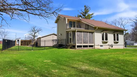 8540 Christopher Dr, Saint John, IN 46373 photo 3