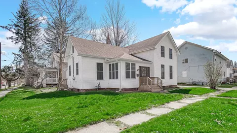 701 Ridge St, La Porte, IN 46350