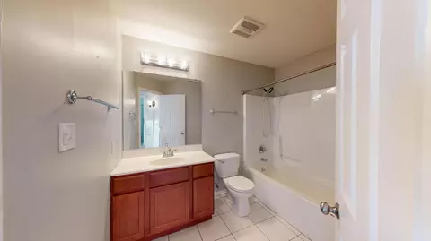 Bath - 5260 E 109th Pl, Crown Point, IN 46307 photo 1 of 6