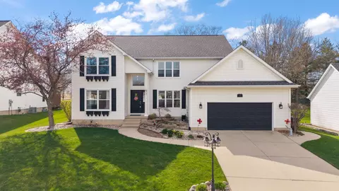 24 Kincraig Dr, Valparaiso, IN 46385