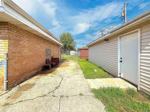 Exterior - 4039 Torrence Ave, Hammond, IN 46327 photo 4 of 7