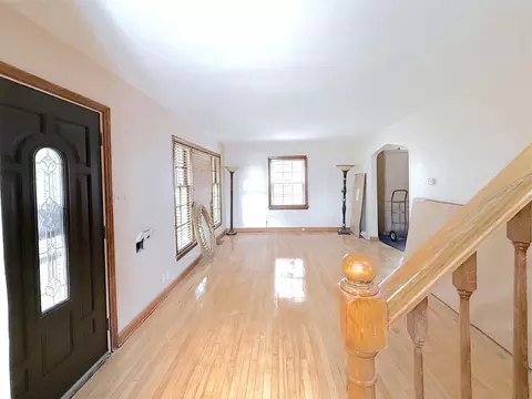 Living - 4039 Torrence Ave, Hammond, IN 46327 photo 2 of 5