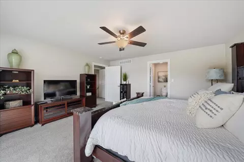 Bedroom - 2501 E Lakeshore Dr, Crown Point, IN 46307 photo 3 of 6