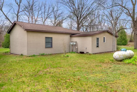 1250 E 900, Wheatfield, IN 46392 photo 32