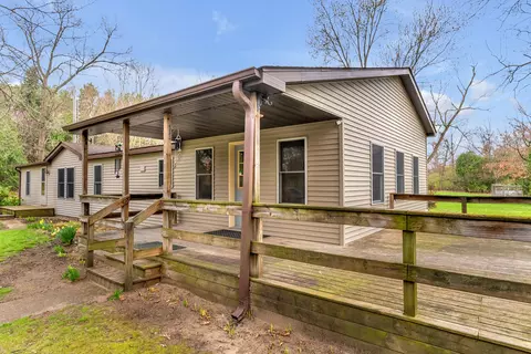 1250 E 900, Wheatfield, IN 46392 photo 4