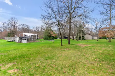 1250 E 900, Wheatfield, IN 46392 photo 27