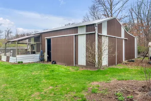 1250 E 900, Wheatfield, IN 46392 photo 6