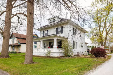 521 N Mckinley Ave, Rensselaer, IN 47978