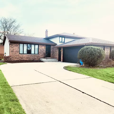 939 Devonshire Ln, Dyer, IN 46311 photo 2