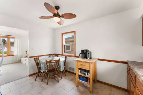 Dining - 217 W 40th Pl, Griffith, IN 46319 photo 1 of 1