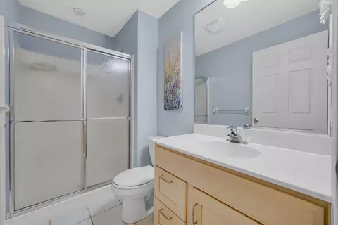 Bath - 2649 Georgetowne #B2, Highland, IN 46322 photo 2 of 2