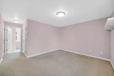 Bedroom - 2649 Georgetowne #B2, Highland, IN 46322 photo 2 of 3