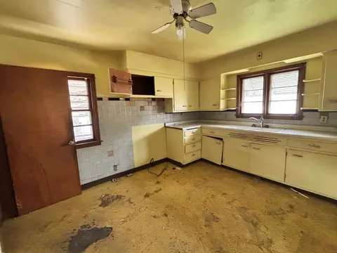 Kitchen - 973 Williams St, Gary, IN 46404 photo 2 of 2