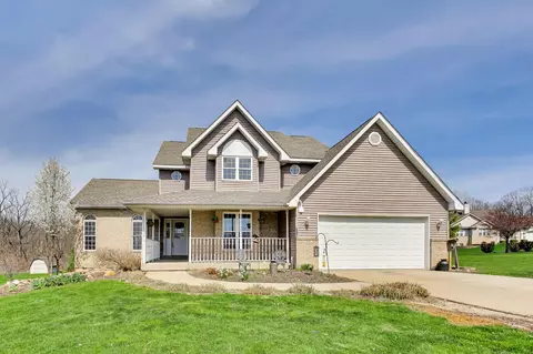 766 Wigeon Ct, Valparaiso, IN 46385