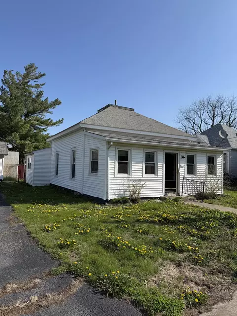 222 W Prairie Ave, Goodland, IN 47948