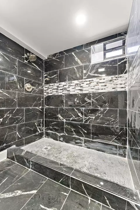 Bath - 700 Ralston St, Gary, IN 46406 photo 3 of 3
