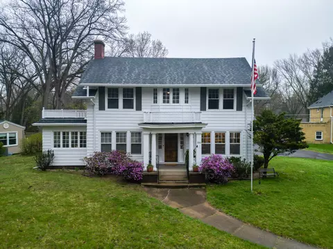200 N Marquette Trl, Michigan City, IN 46360