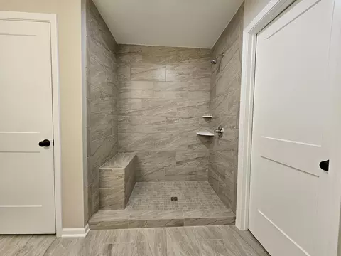 Bath - 5044 Richard Dr, Lowell, IN 46356 photo 2 of 3